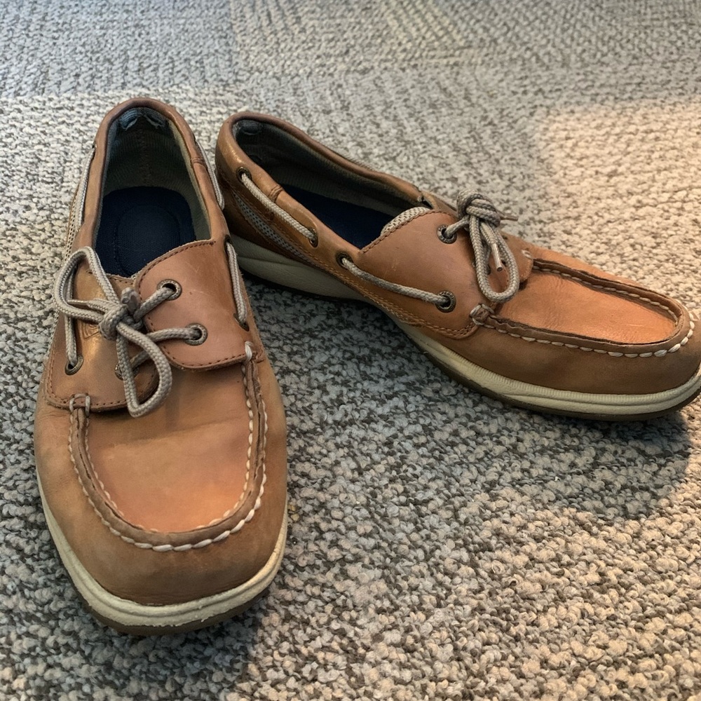 Sperry boat shoes